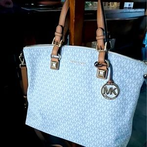 Michael Kors bag